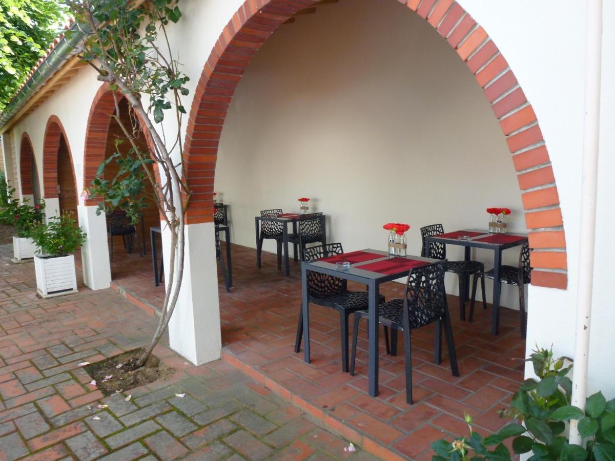 Logis Hotel L'Arche De Noe Exterior foto